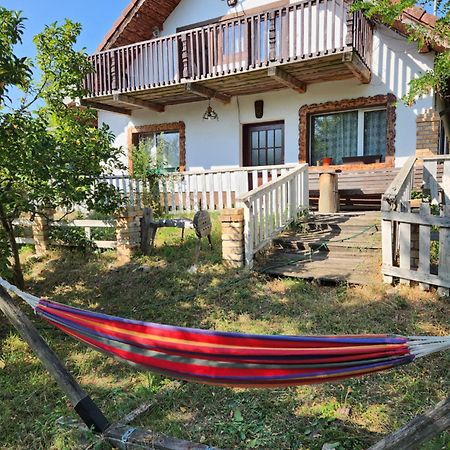 Cabana Mare In Intimitate Si Liniste Bosorod Exterior foto